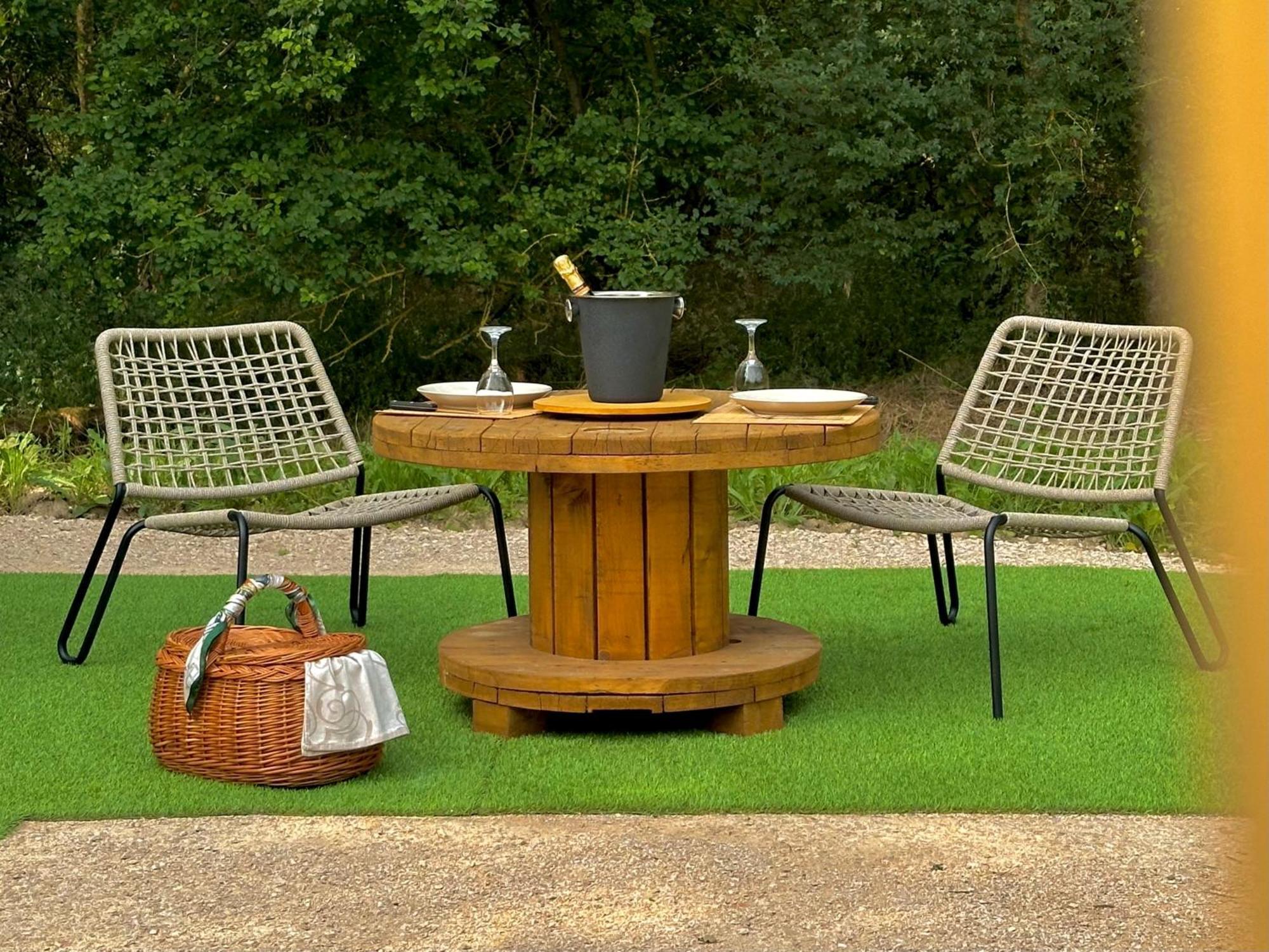 Dome Pathome Catonvielle Exterior photo